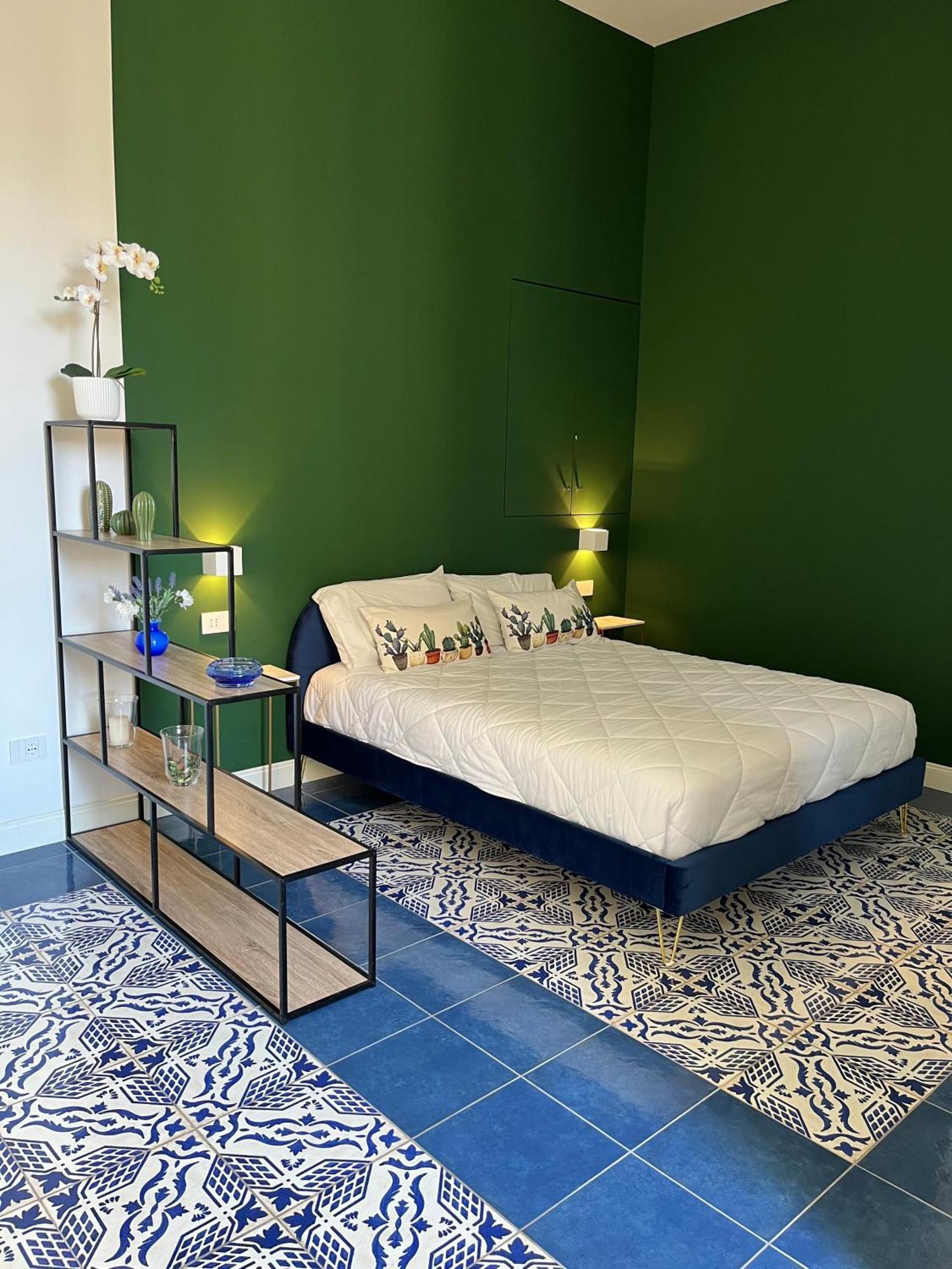 Gramsci 16 Hotel Napoli Bagian luar foto